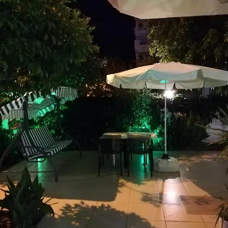 Hotel Cagan Kompleks 3*